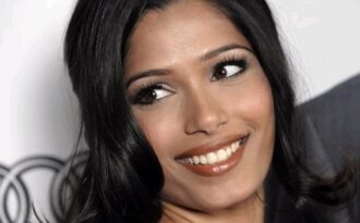 Freida Pinto: Sốc vì danh tiếng đến bất ngờ