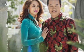 Khoảnh khắc ngọt ngào của vợ chồng Minh Chánh