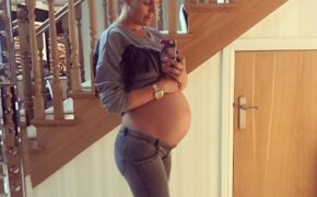 Cận kề ngày sinh, hoa hậu Anh vẫn đi giày cao gót