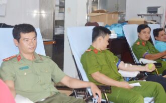 Đại úy công an 22 lần hiến máu tình nguyện