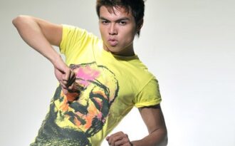 Trịnh Đan Duy Anh “khoe dáng” trước đêm chung kết Siêu mẫu