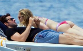 Emily Blunt hạnh phúc trong kỳ nghỉ cùng chồng