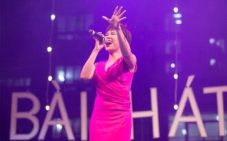 Uyên Linh, Trúc Nhân, Đoan Trang và DJ Wang bùng nổ tại gala sinh viên