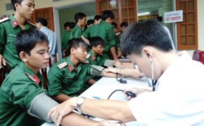 Tuổi trẻ quê Bác sôi nổi hiến máu tình nguyện