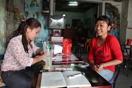 Và giang rộng hơn nữa vòng tay yêu thương...