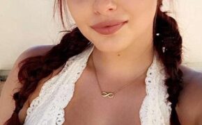 Paris Hilton diện váy hở bạo, “quậy” tưng bừng lễ hội Coachella