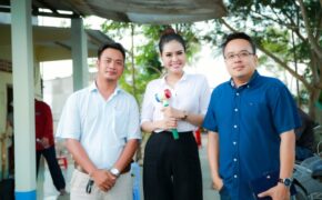 Khả Hân thử thách với vai trò MC