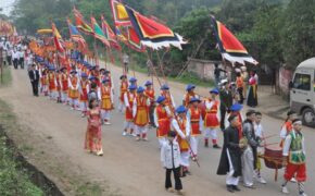 Tưng bừng lễ rước kiệu về Đền Hùng