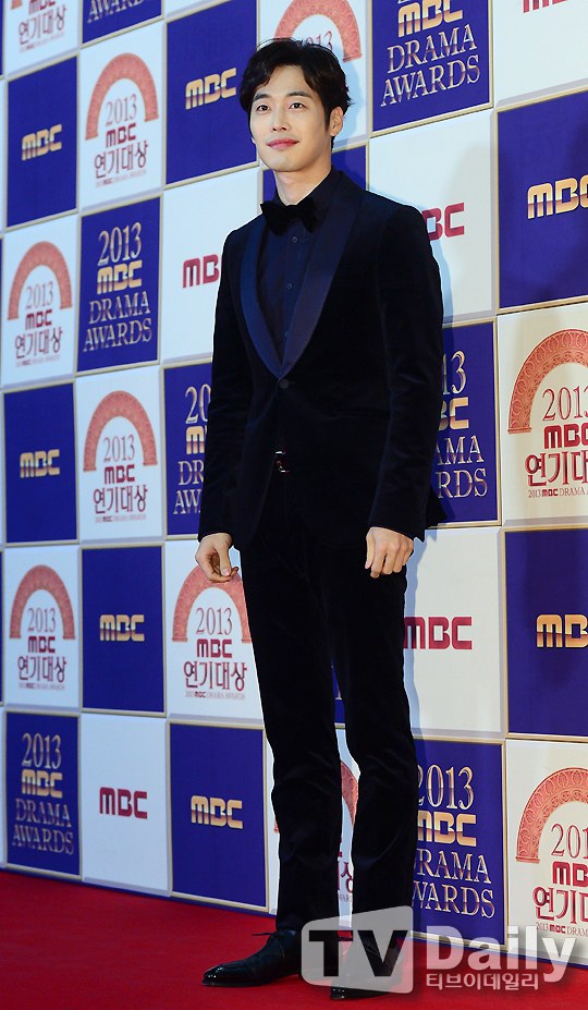 Kim Jae Won tại lễ trao giải phim truyền hình MBC 2013