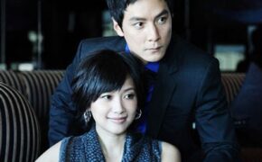 Cặp đôi của “Đại náo Shinjuku” tình tứ trên tạp chí