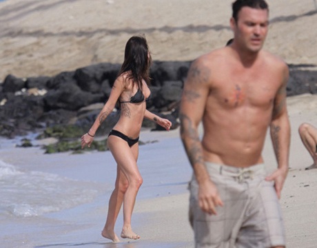 Megan Fox diện bikini khoe dáng chuẩn và hàng loạt hình xăm - 11