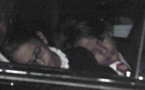 Hình ảnh xúc động về các con Michael Jackson sau tang lễ