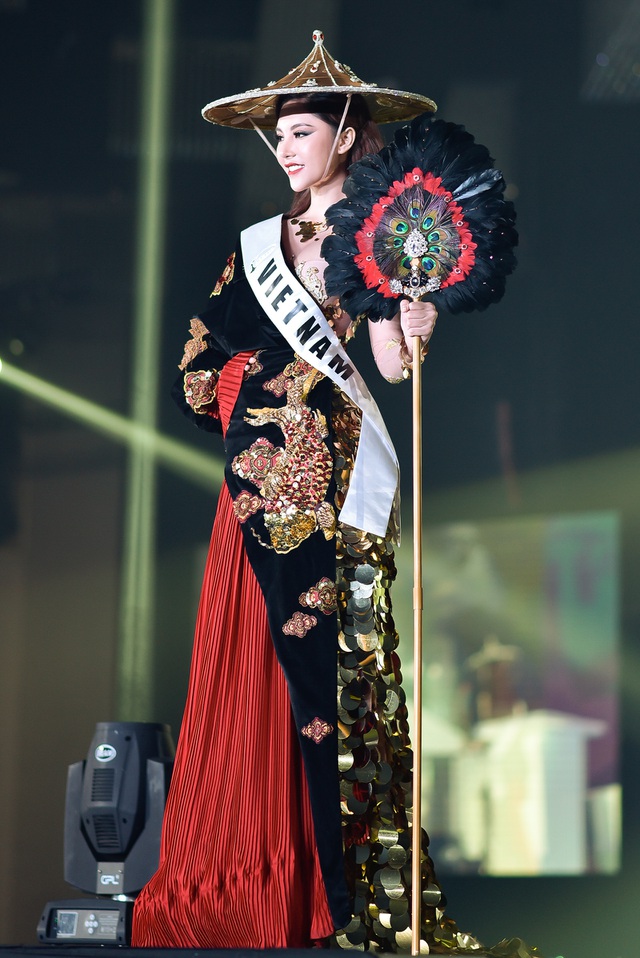 VĐV bóng chuyền Nguyễn Mỹ Huyền đăng quang Miss International Globe - 1