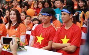 Tiến Dũng, Trọng Đại U23 Việt Nam cùng 5.000 người đi bộ kêu gọi làm việc tốt