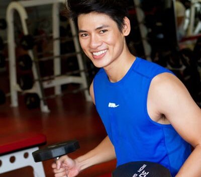 Lê Khôi Nguyên nỗ lực chuẩn bị dự thi Mister International 2011