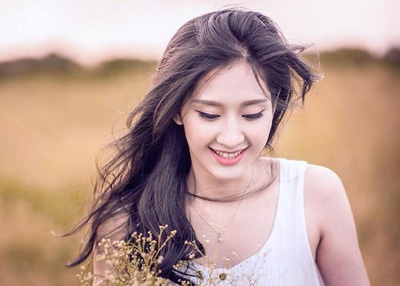 Nữ sinh xinh đẹp trường báo bén duyên MV, phim ngắn