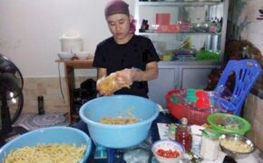 Tránh bị lừa khi làm thêm dịp Tết