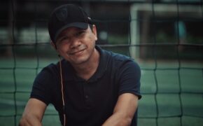 Đạo diễn phim lấy cảm hứng từ U23 Việt Nam tuyên bố ‘sốc’: ‘Không chạm được cảm xúc khán giả, trả lại tiền vé’