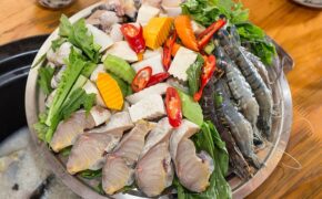 Hà Nội: Shock nhà hàng tặng khách tận 500 triệu