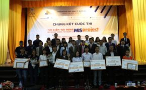 Sinh viên trường Kinh tế Quốc dân ẵm giải thưởng gần 40 triệu đồng