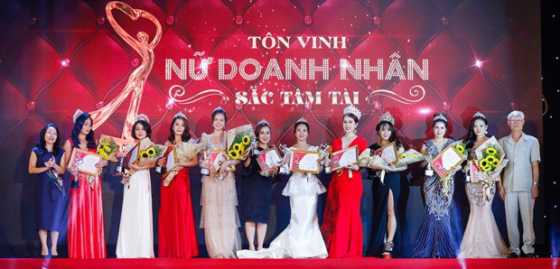 Hoa hậu Đại sứ Stella Chang được tôn vinh Top 10 Nữ doanh nhân Sắc Tâm Tài 2018 - 8