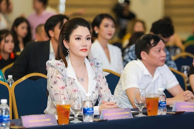 Đặng Thị Xuân Hương: Khẳng định vị thế khi làm giám khảo hoa hậu doanh nhân Việt Hàn 2019 - 4