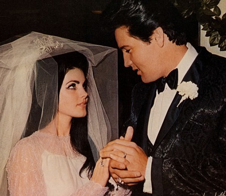 Bà Priscilla và Elvis trong đám cưới năm 1973.