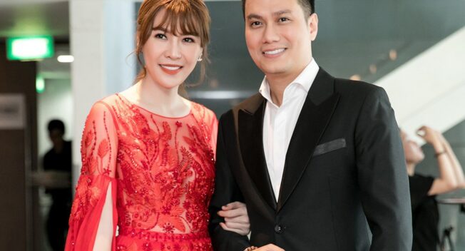 Việt Anh tiết lộ: “Bà xã còn thân với Quế Vân hơn tôi”