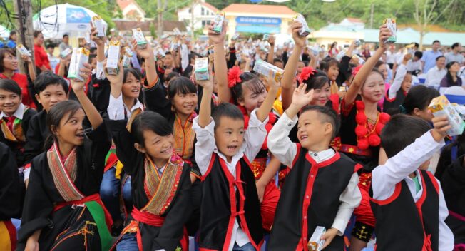 Quỹ sữa Vươn Cao Việt Nam: Nỗ lực vì sứ mệnh: “Để mọi trẻ em đều được uống sữa mỗi ngày”