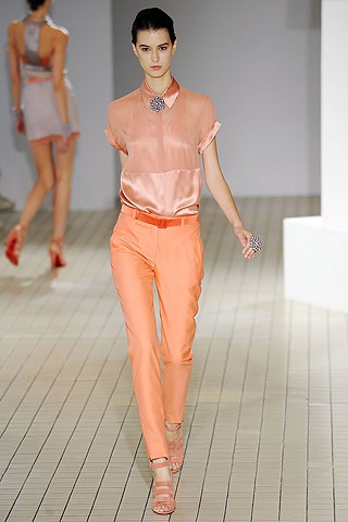 BST xuân hè của Richard Nicoll - 14