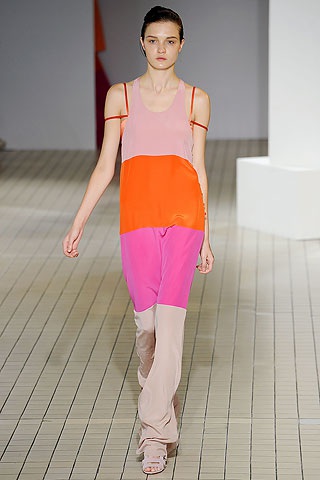 BST xuân hè của Richard Nicoll - 20