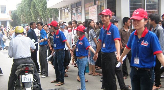 SV làm tình nguyện không chờ được vinh danh