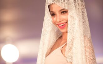 Chùm ảnh: Ấn tượng từ tuần lễ thời trang Hà Nội 2012