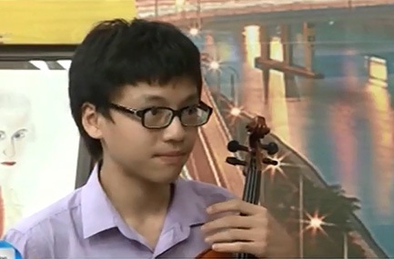 “Thần đồng” violin 14 tuổi là Gương mặt trẻ Thủ đô 2016 - 1