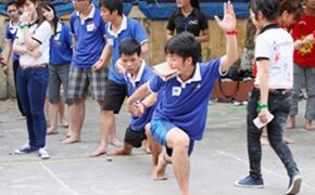 SV Thương mại nhộn nhịp tuần lễ hướng nghiệp