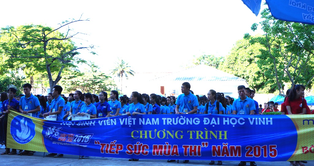 Đội tiếp mùa thi 2015.