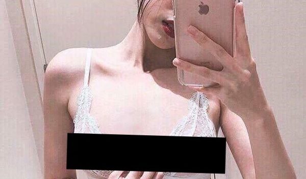 Hiểm họa chực chờ khi thiếu nữ chụp ảnh nóng để “lưu giữ thanh xuân”
