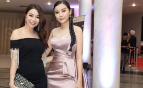 Trà Ngọc Hằng dùng ví của trẻ em khuyết tật dự sự kiện