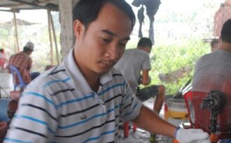 Từ bỏ làm hướng dẫn viên để thành ông chủ… cơ khí