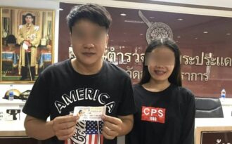 Trúng độc đắc 5 tỷ, chồng cuỗm vé số bỏ trốn, vợ truy tìm khắp nơi