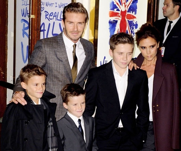 Vợ chồng Beckham hạnh phúc kỷ niệm 16 năm ngày cưới - 7 Vợ chồng Beckham hạnh phúc kỷ niệm 16 năm ngày cưới