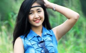 Nụ cười thiên thần trong veo của nữ sinh tuổi 15