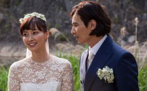 Won Bin và Lee Na Young khoe ảnh cưới hiếm hoi