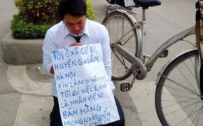 Xin đừng… quỳ gối!