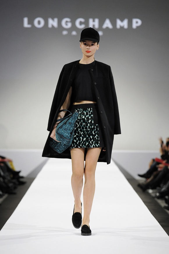 Longchamp ra mắt BST ready-to-wear mùa Thu 2014