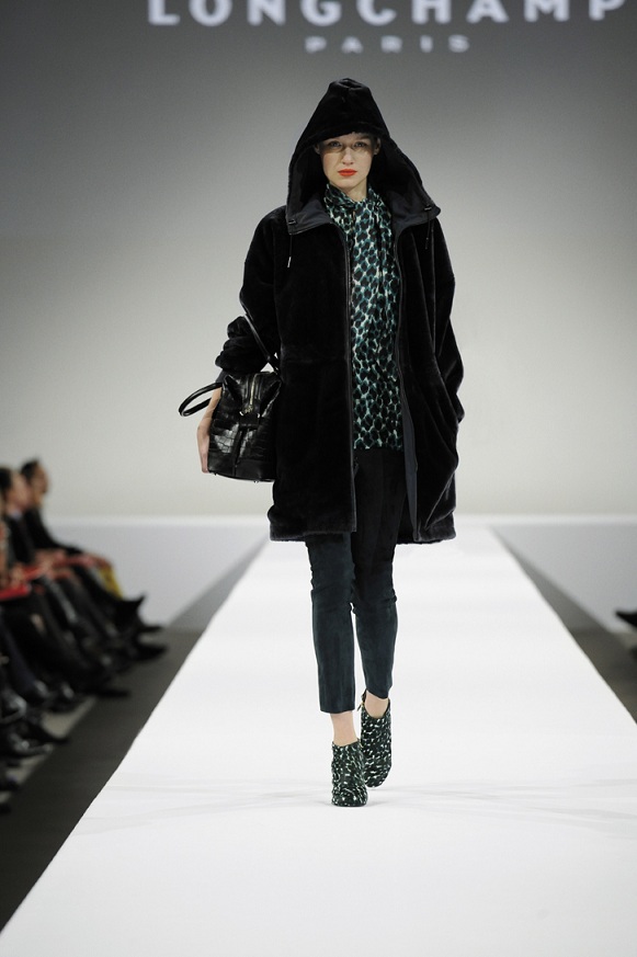 Longchamp ra mắt BST ready-to-wear mùa Thu 2014