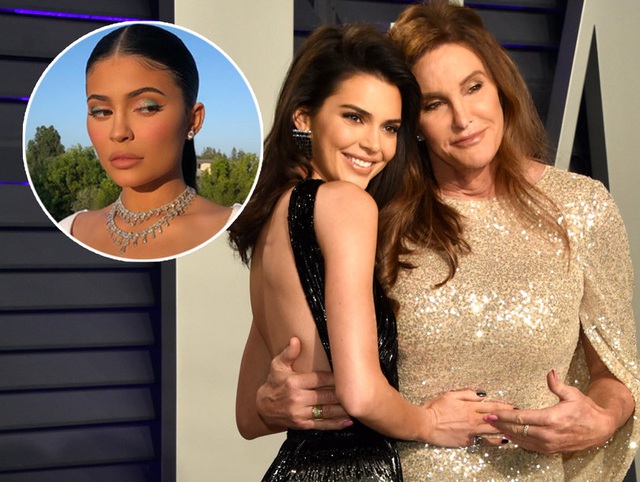 Sau khi chuyển giới, Caitlyn Jenner vẫn được con gọi là bố - 1