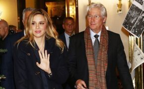 Richard Gere đẹp đôi bên bạn gái kém 34 tuổi