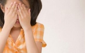 Người lớn vô tình, trẻ nhỏ tổn thương