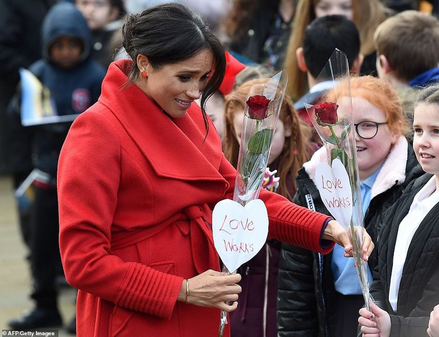 Công nương Meghan Markle: Bầu bí vẫn xinh đẹp - Ảnh 3.